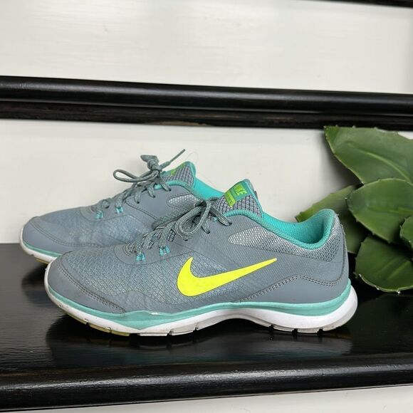 Nike flex trainer running shoe gym shoe dove gray aqua like new women’s 7 - Picture 1 of 7